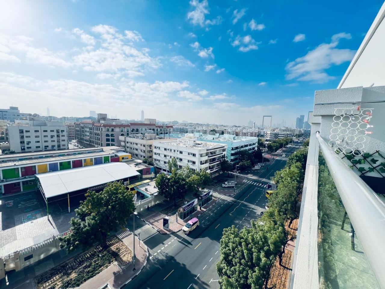 Moon Backpackers Burjman Exit 2, Family Partitions, Loft Partitions, Apartment Dubai Exterior photo